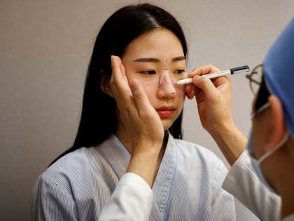 Хирург Гончарова рассказала, что точная копия носа звезды на лице после операции может смотреться плохо