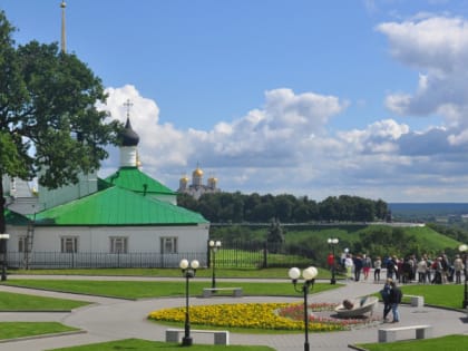 Жители Санкт-Петербурга восхитились чистотой и благоустроенностью Владимира