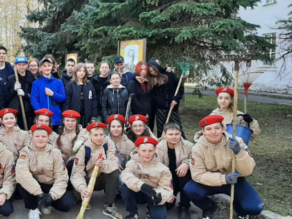 Учащиеся Курловской средней школы Гусь-Хрустального района приняли участие в акции «Верни герою имя»