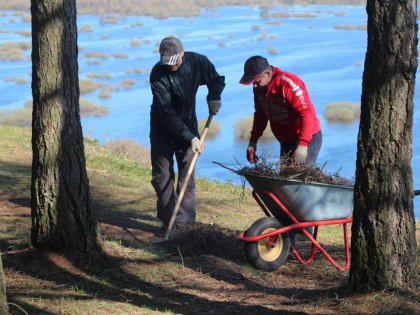 Вязниковцы вышли на субботники