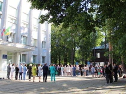 Торжественная встреча с ковровчанами, отправляющимися служить по контракту