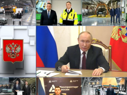 Путин обсудил развитие новых промышленных предприятий в России