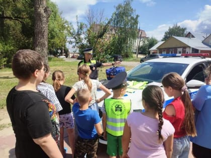 Безопасность на дорогах: профилактика для детей в Гусь-Хрустальном