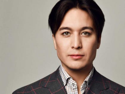 Охранник клиники хирурга Тимура Хайдарова вытолкал журналистку за неудобные вопросы