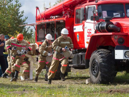 Уважаемые ветераны и сотрудники пожарной  охраны г. Суздаля и Суздальского района!