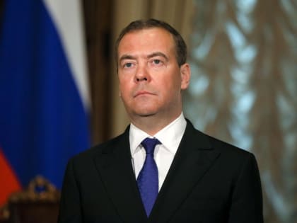 Медведев: Зеленский и компания пойдут под суд из-за событий вокруг Киево-Печерской лавры