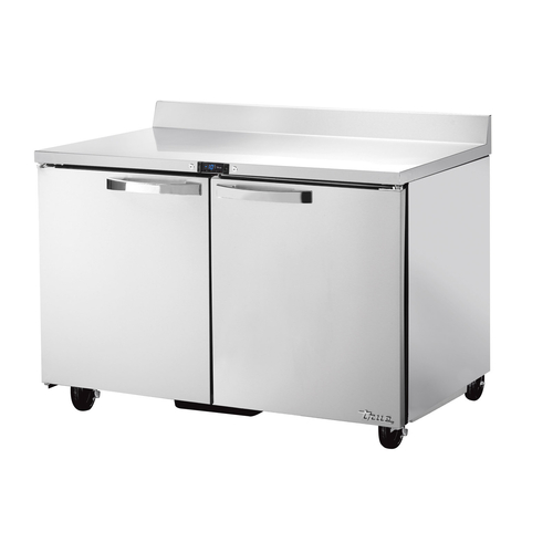 Réfrigérateur sous-comptoir à 2 portes avec dosseret True TWT-48-HC - 48 po · 12,85 cu. pi.