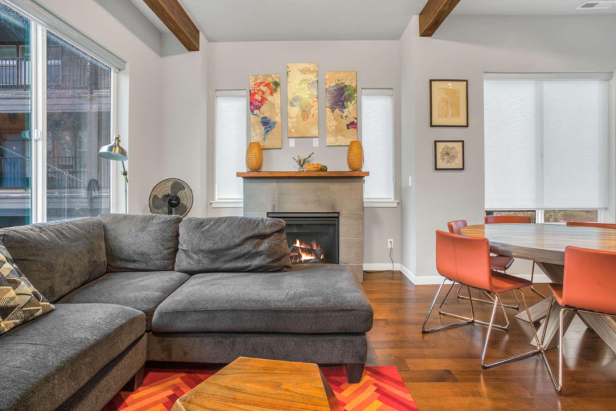thumbnail view of a listing photo