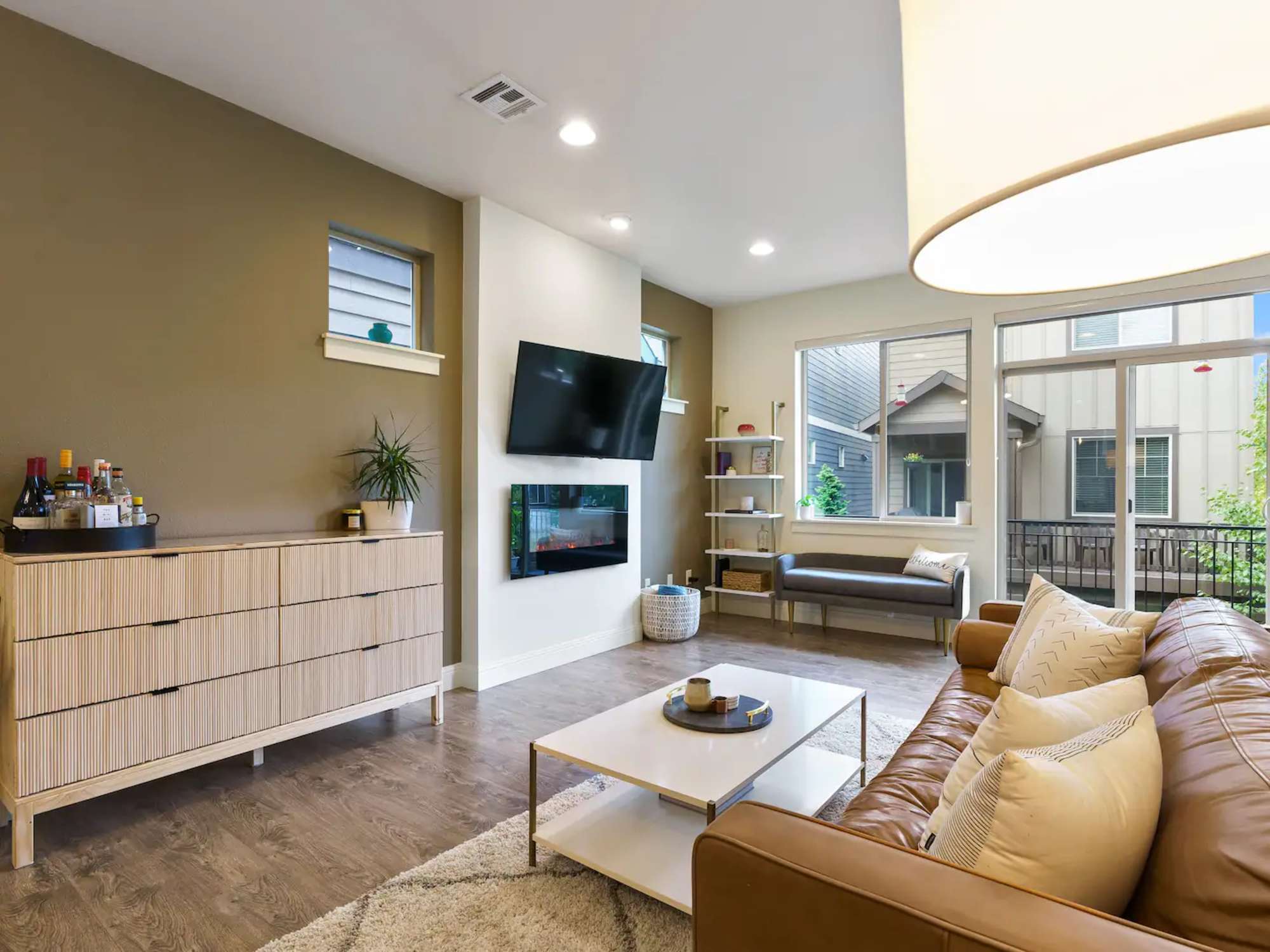 spacious area with lots of seating