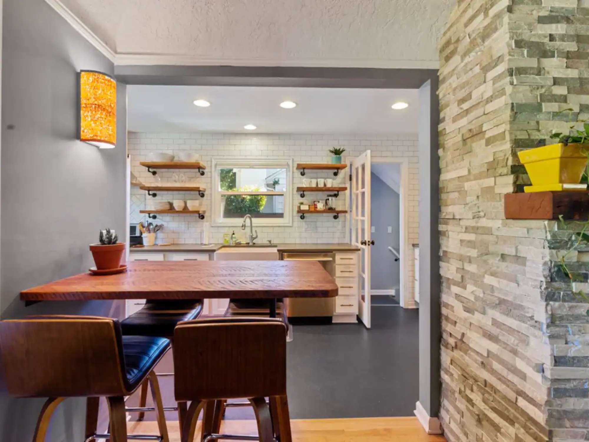 work together at this cozy table