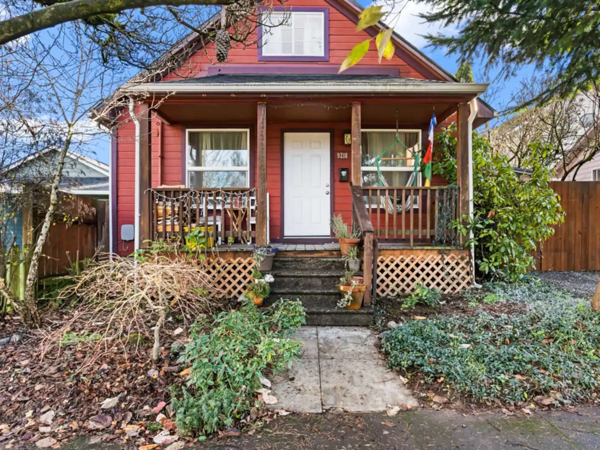 thumbnail view of a listing photo