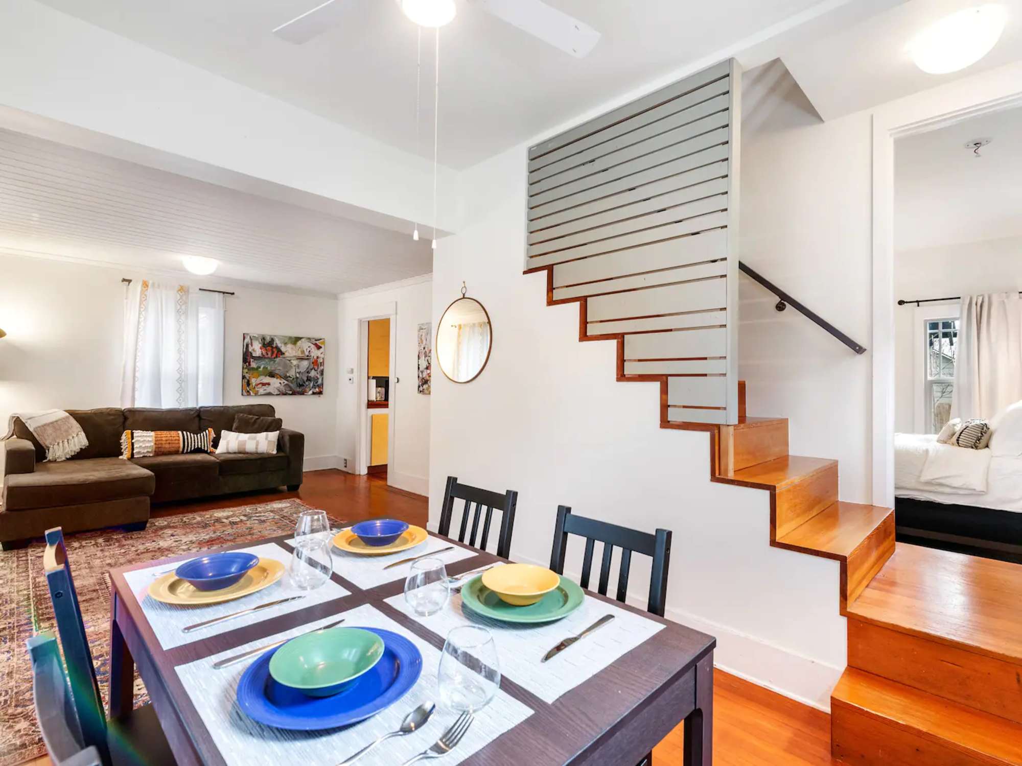 thumbnail view of a listing photo