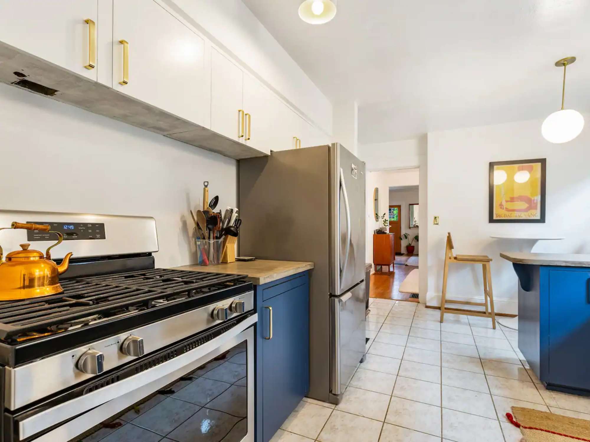 thumbnail view of a listing photo