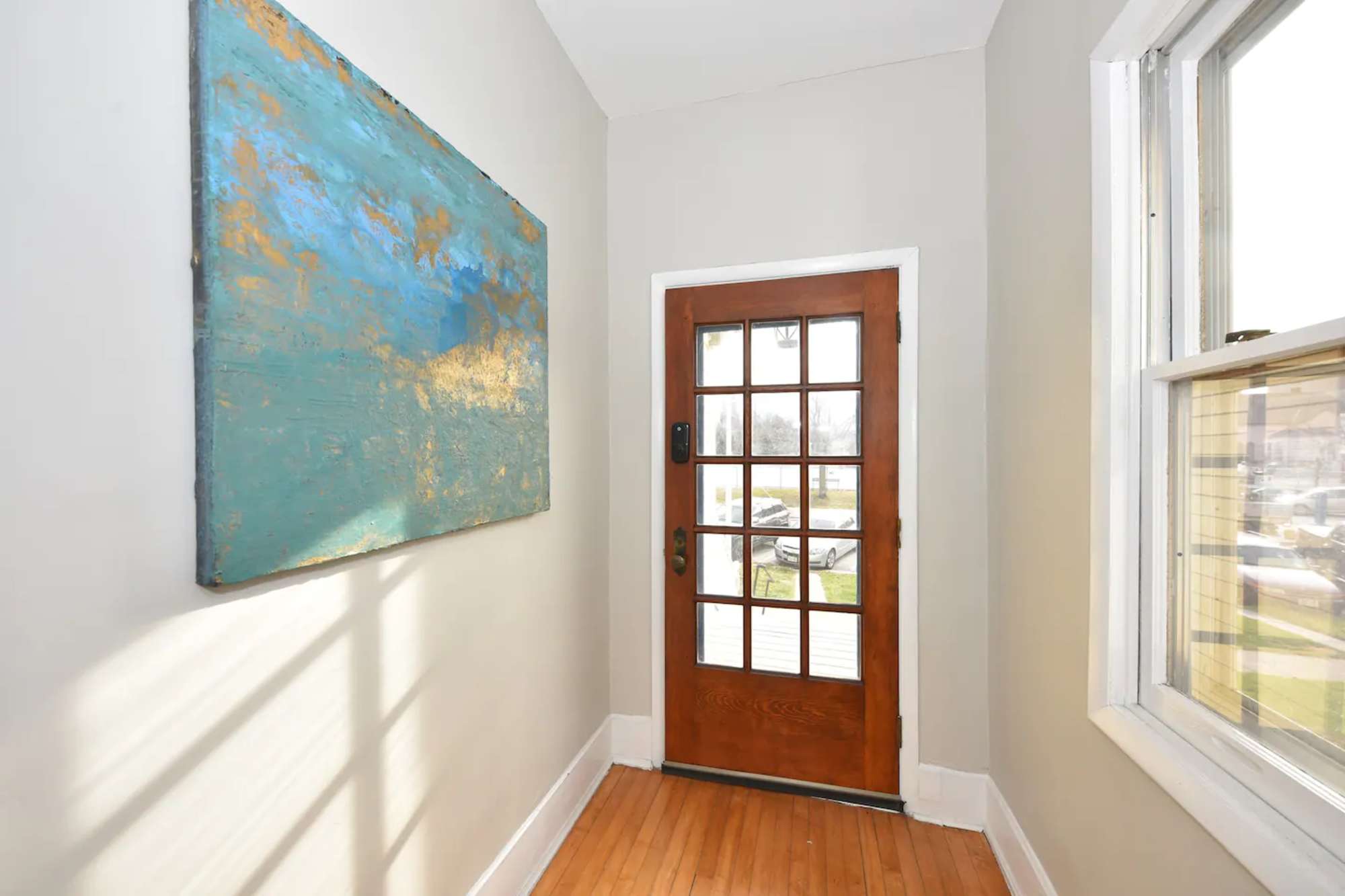 thumbnail view of a listing photo