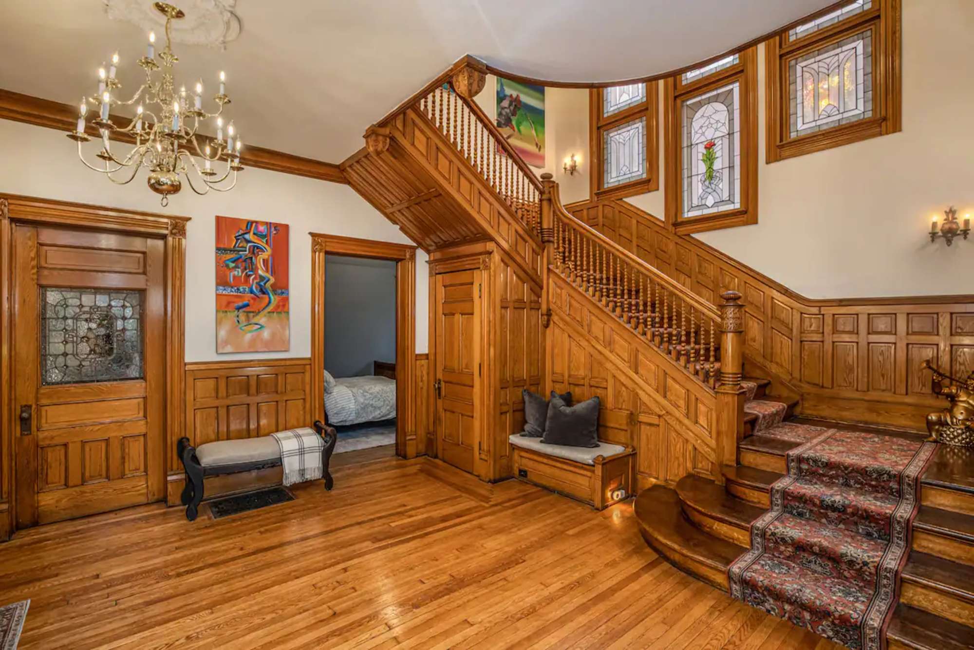 thumbnail view of a listing photo