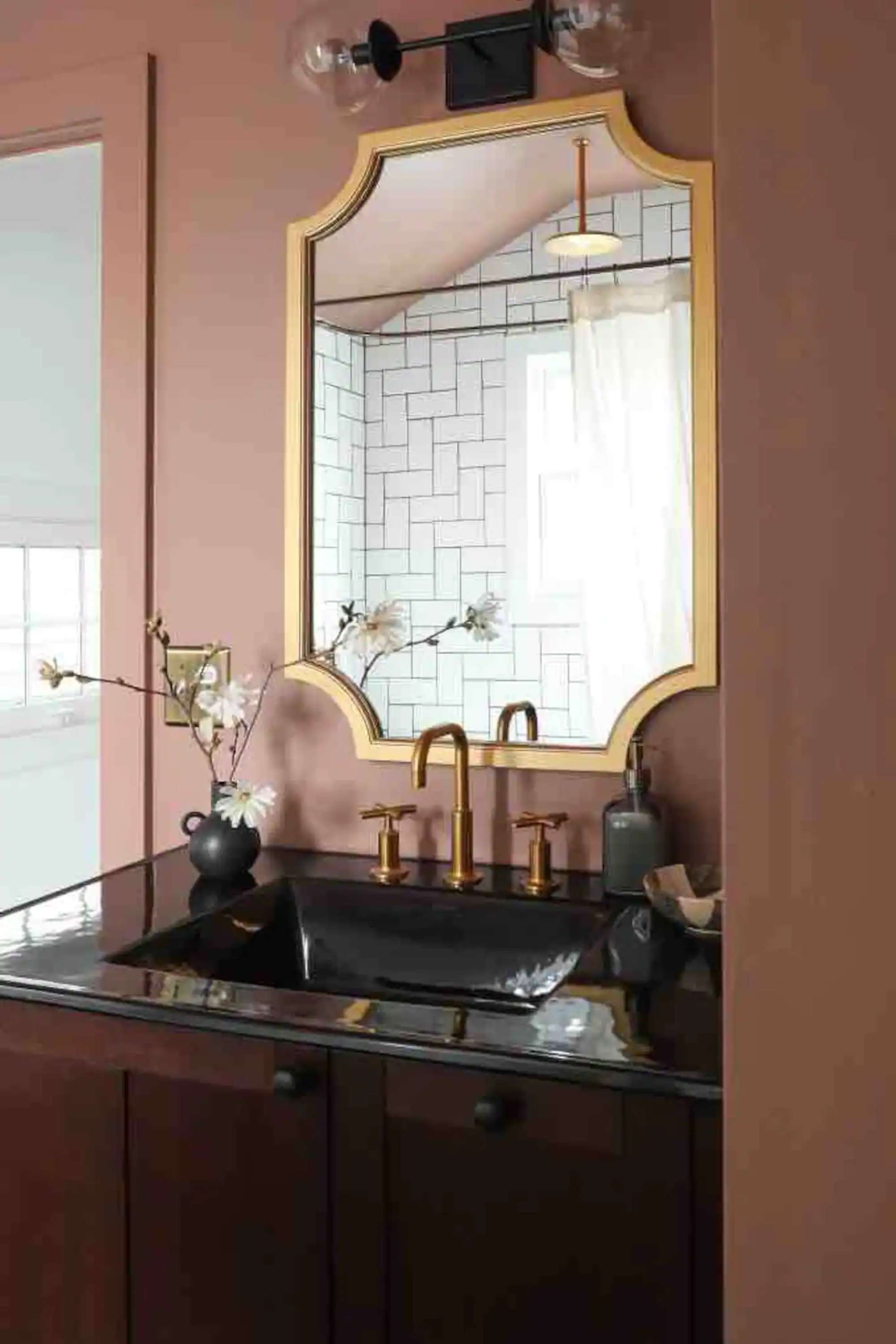 thumbnail view of a listing photo