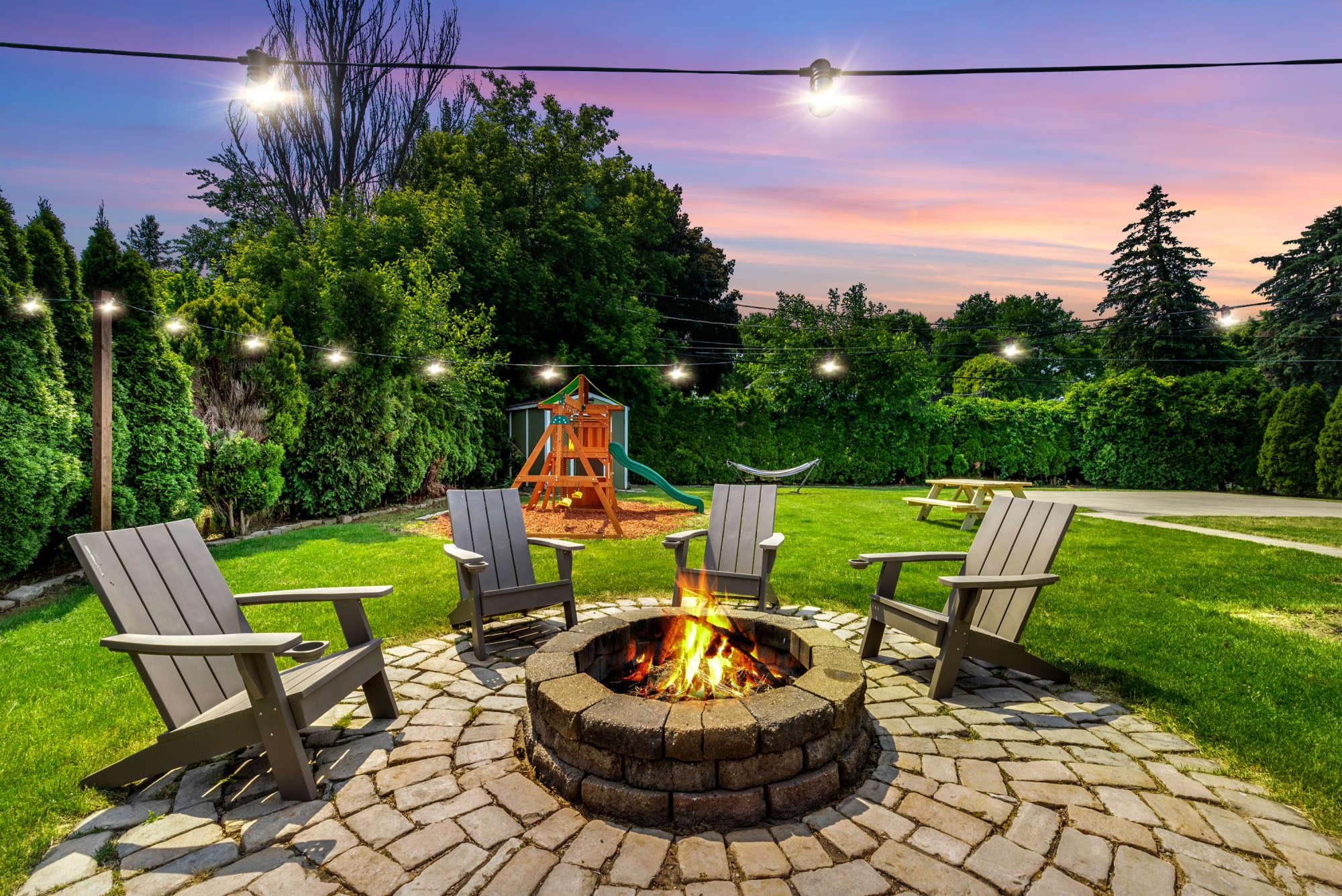thumbnail view of a listing photo