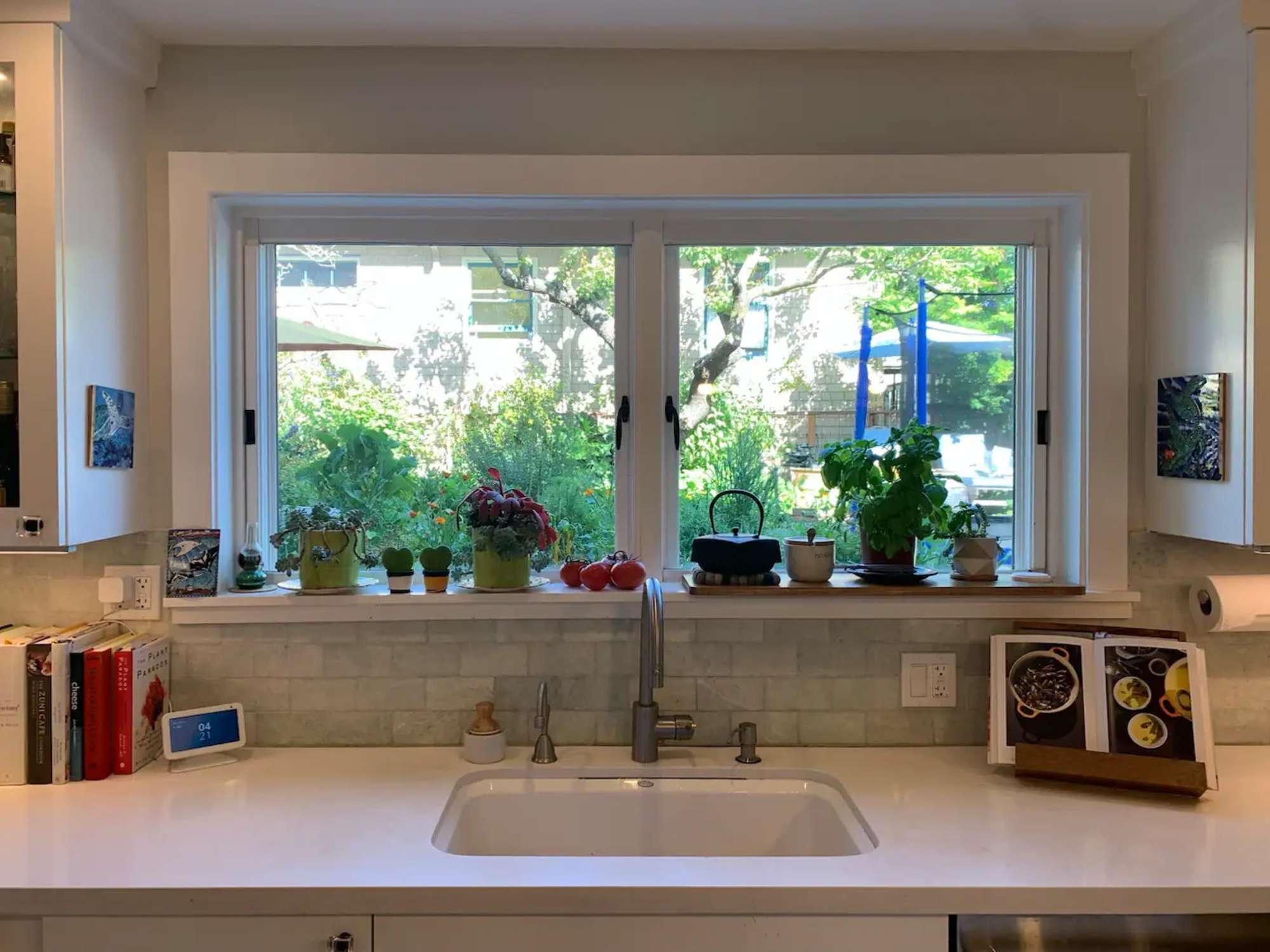 thumbnail view of a listing photo