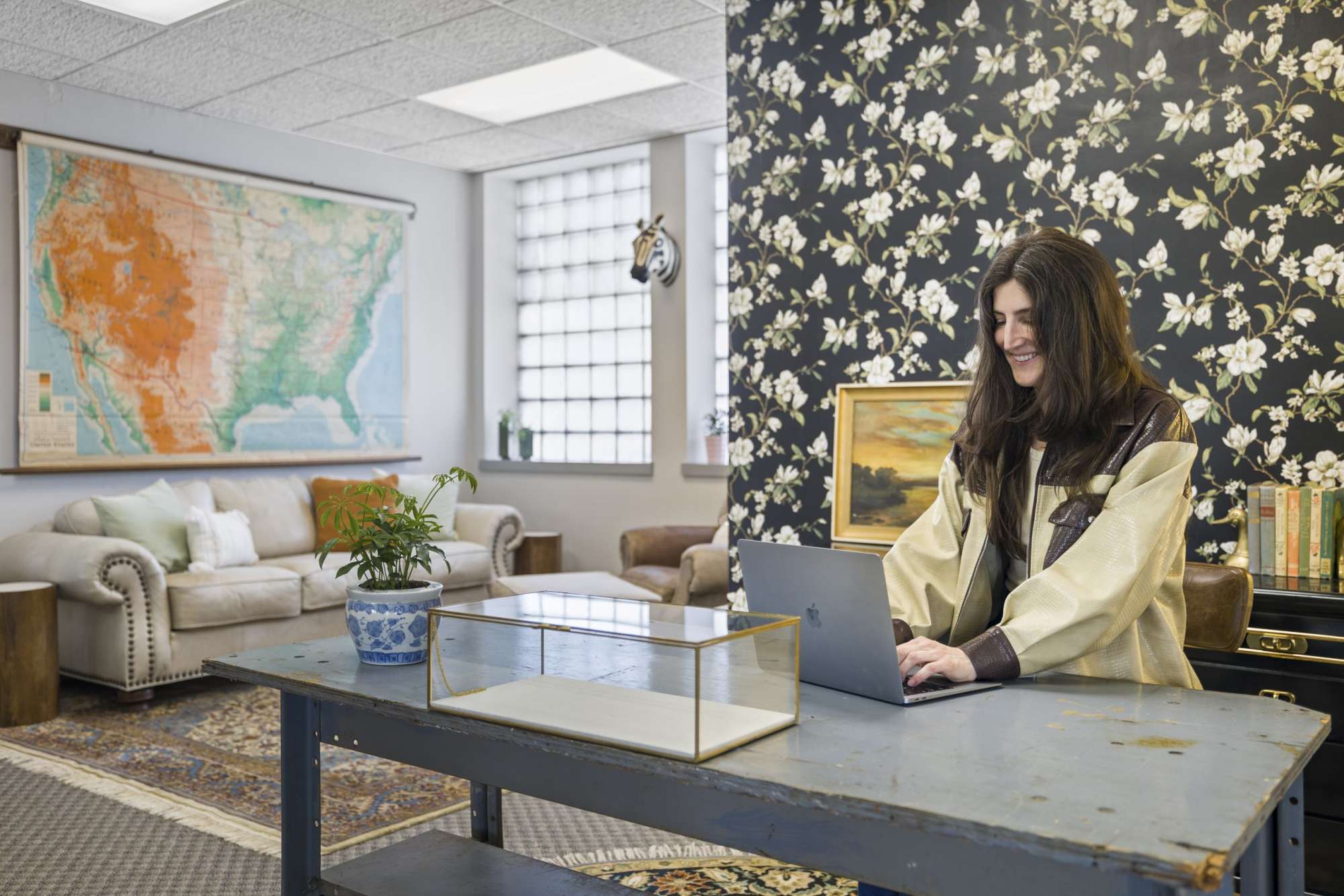 thumbnail view of a listing photo