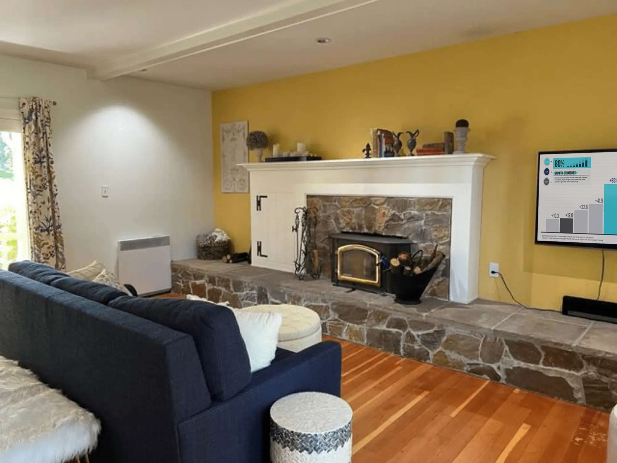Main house lounge/meeting space