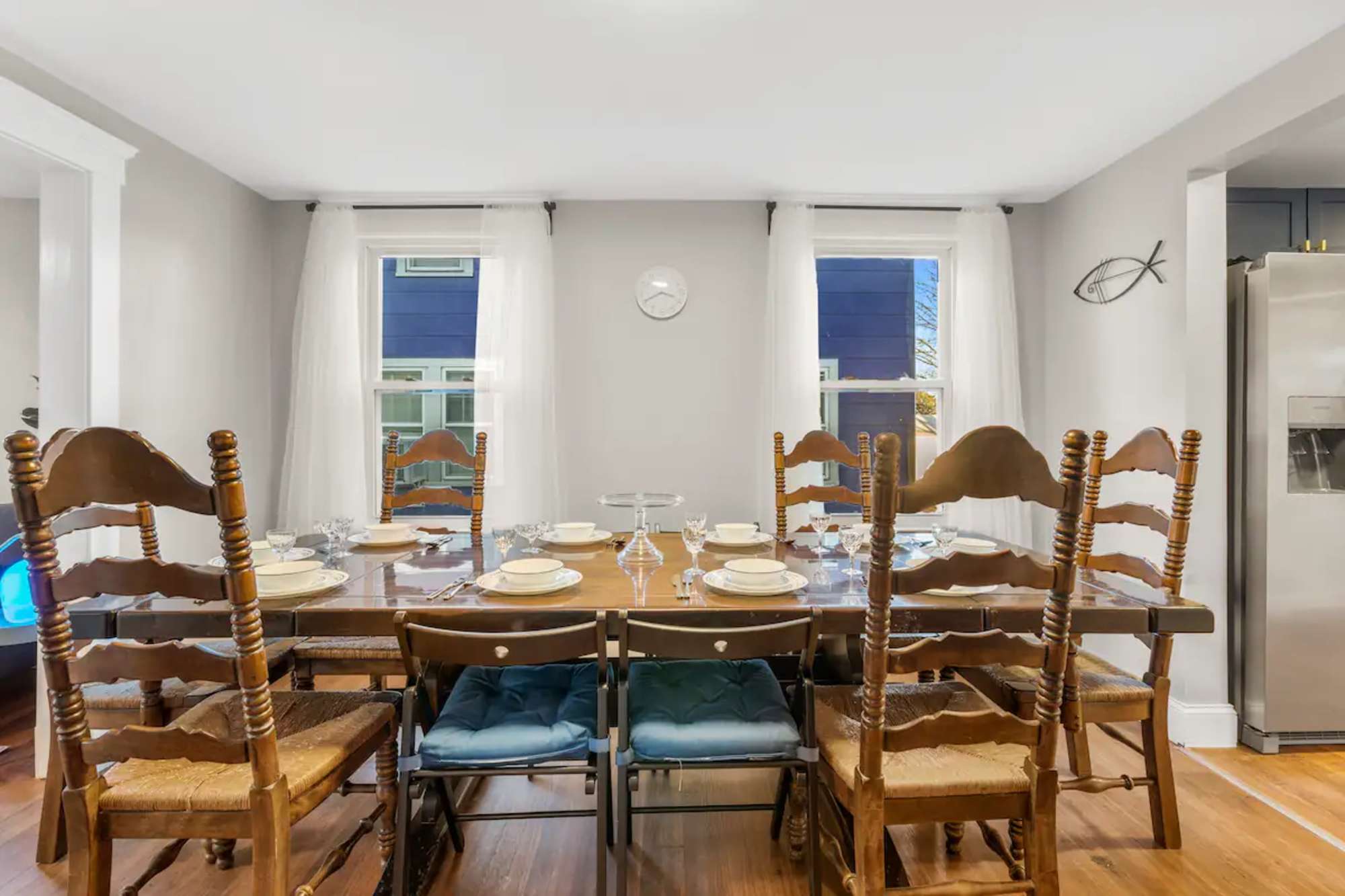 thumbnail view of a listing photo