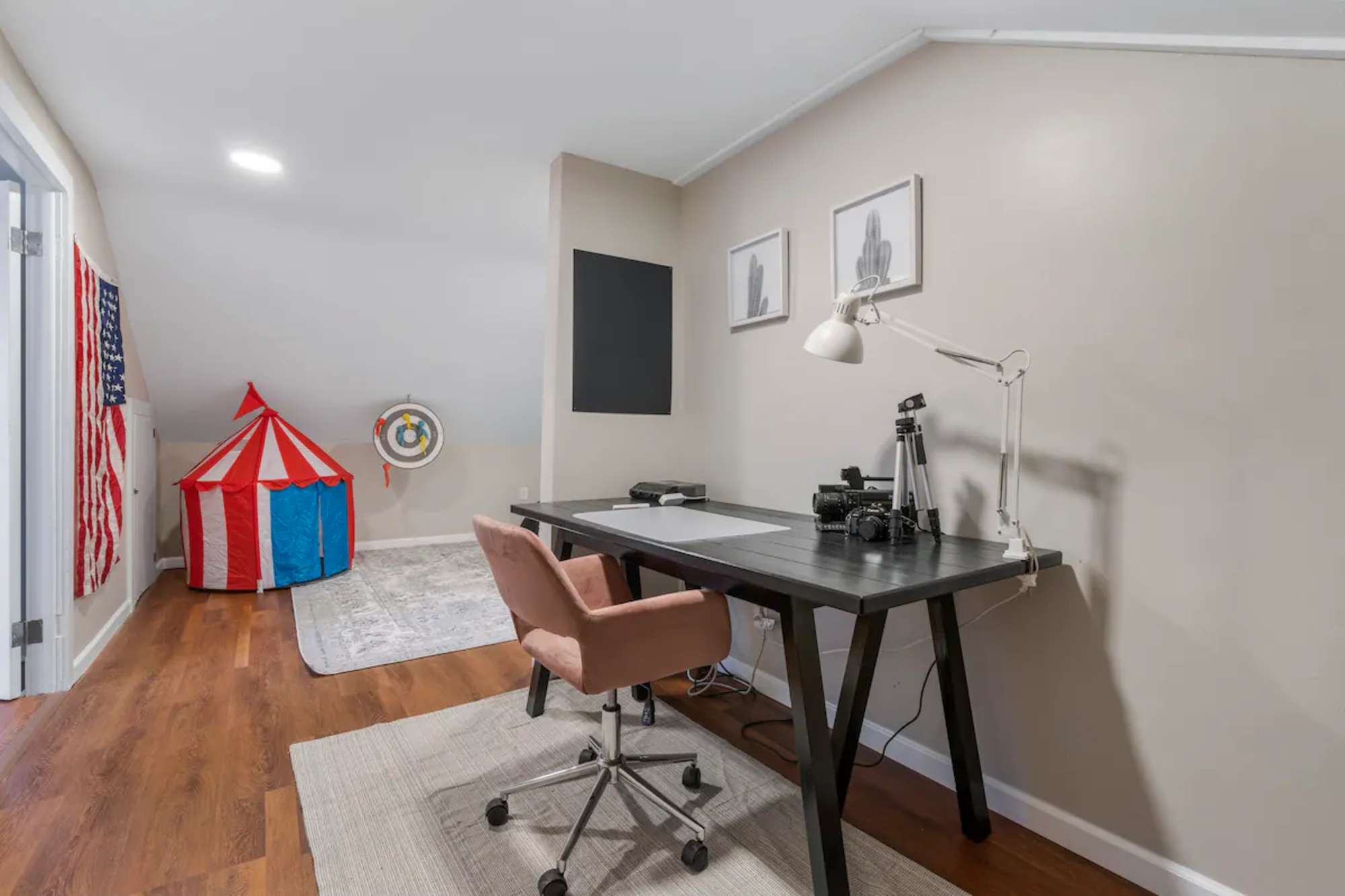 thumbnail view of a listing photo