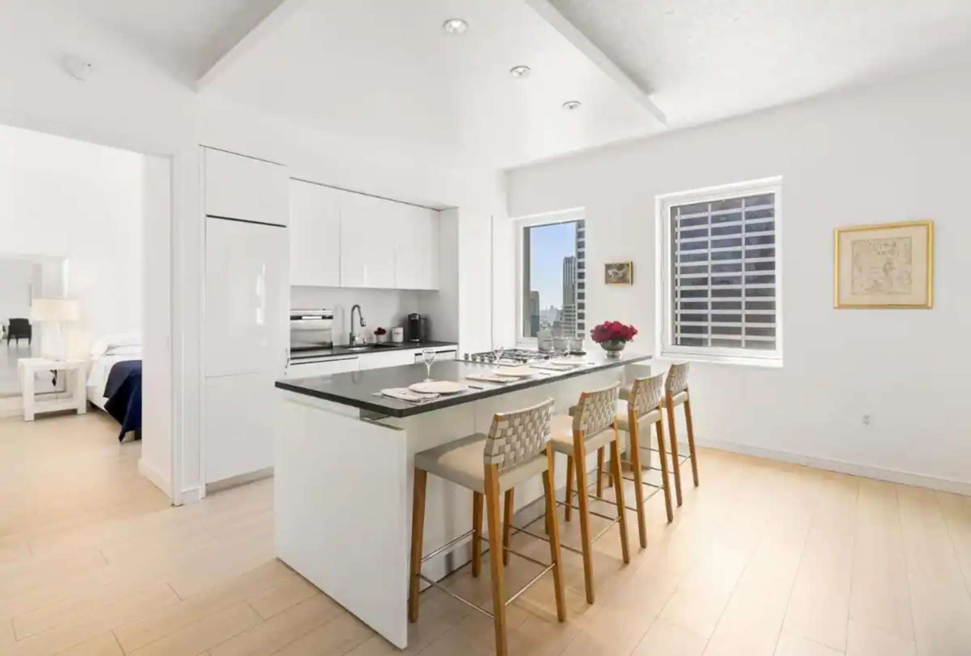thumbnail view of a listing photo