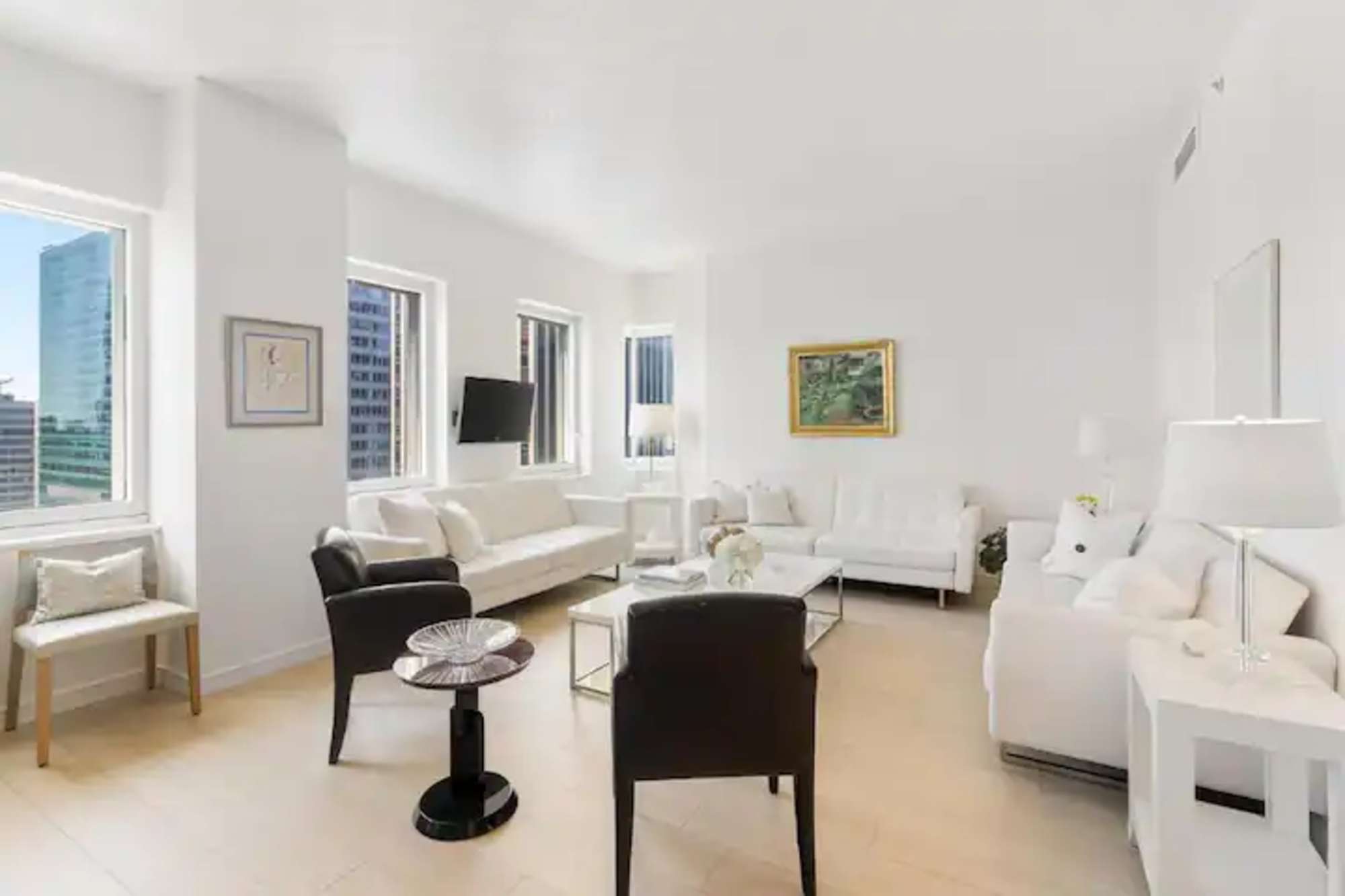 thumbnail view of a listing photo