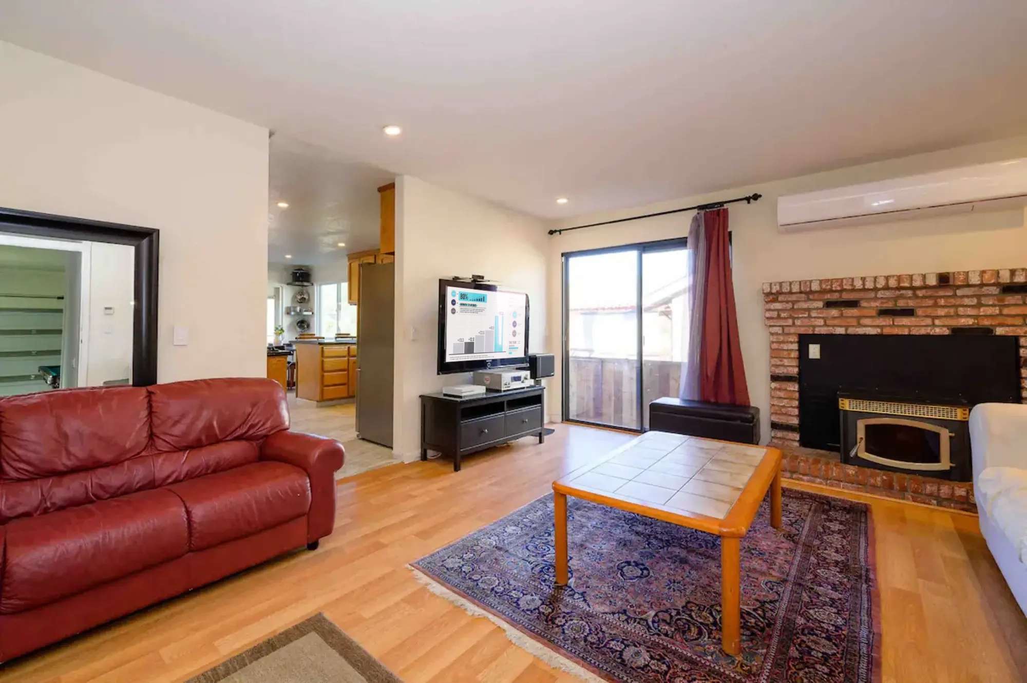 thumbnail view of a listing photo