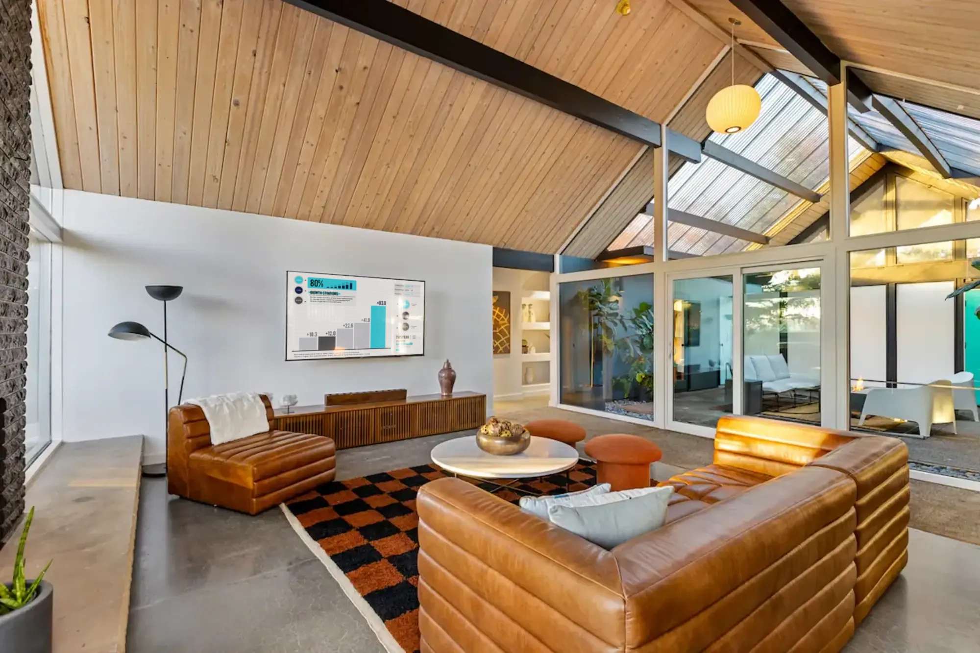 thumbnail view of a listing photo