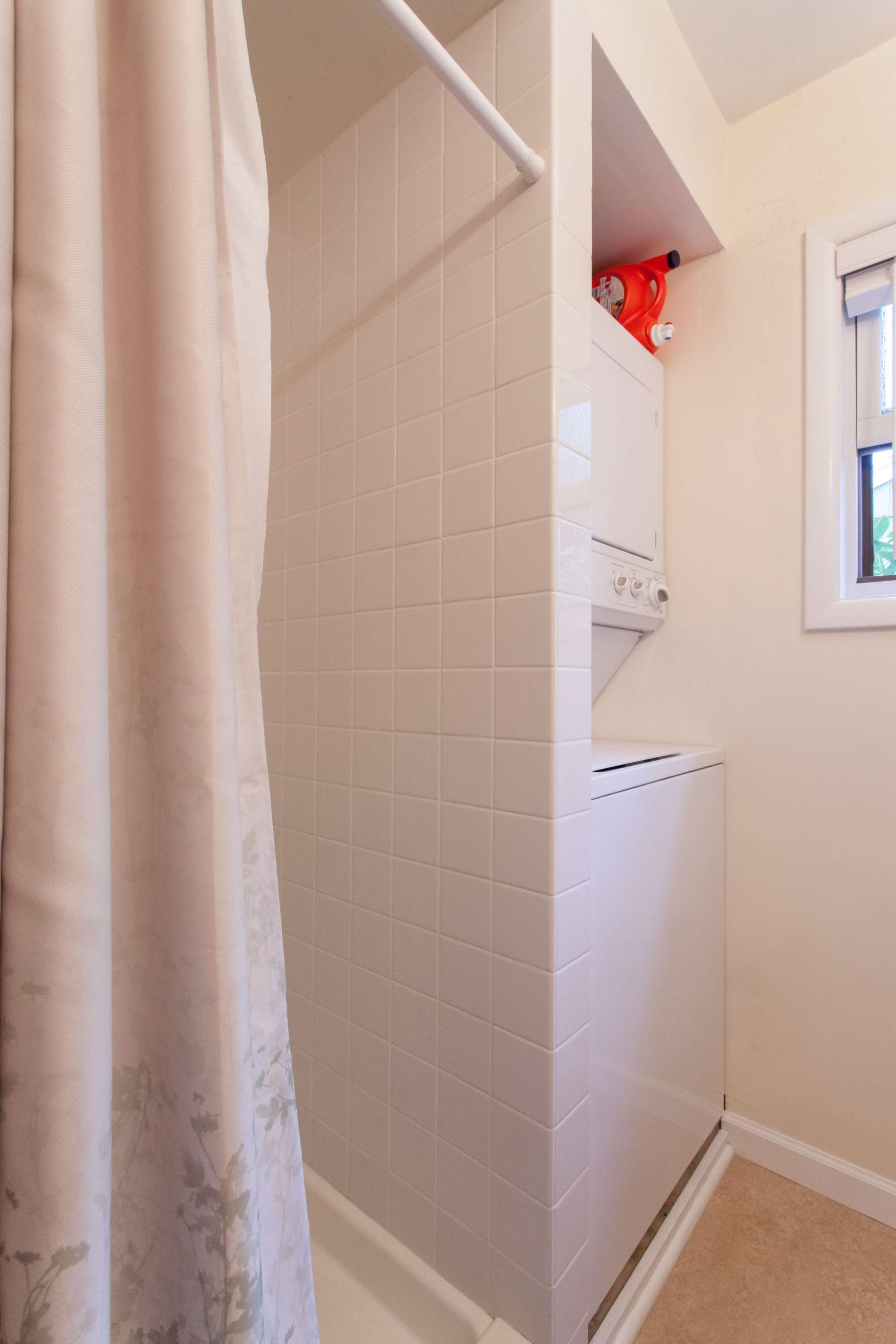 thumbnail view of a listing photo