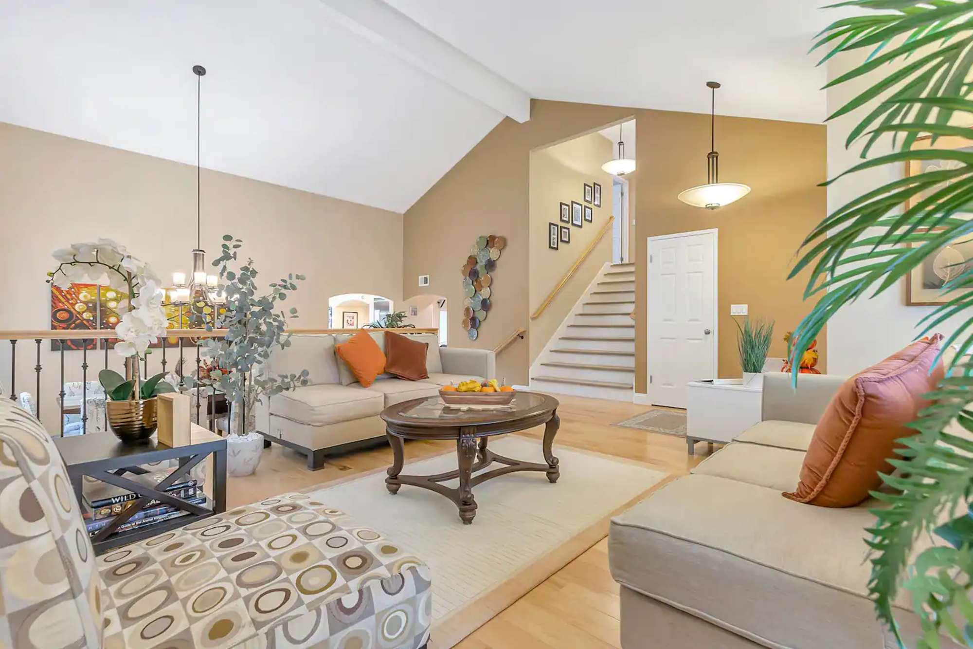 thumbnail view of a listing photo