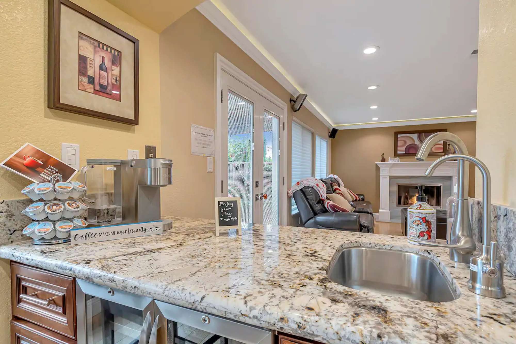 thumbnail view of a listing photo
