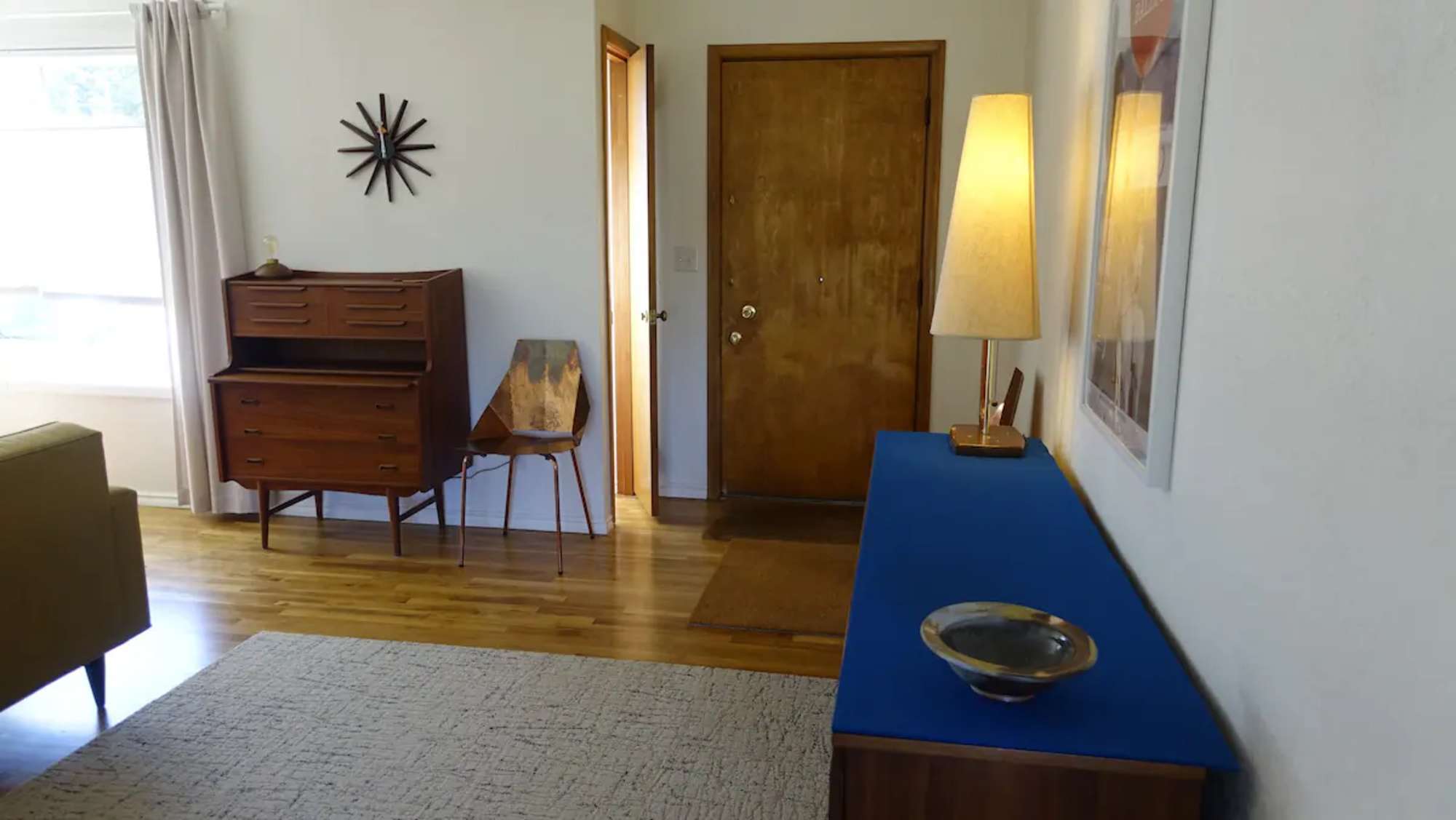 thumbnail view of a listing photo