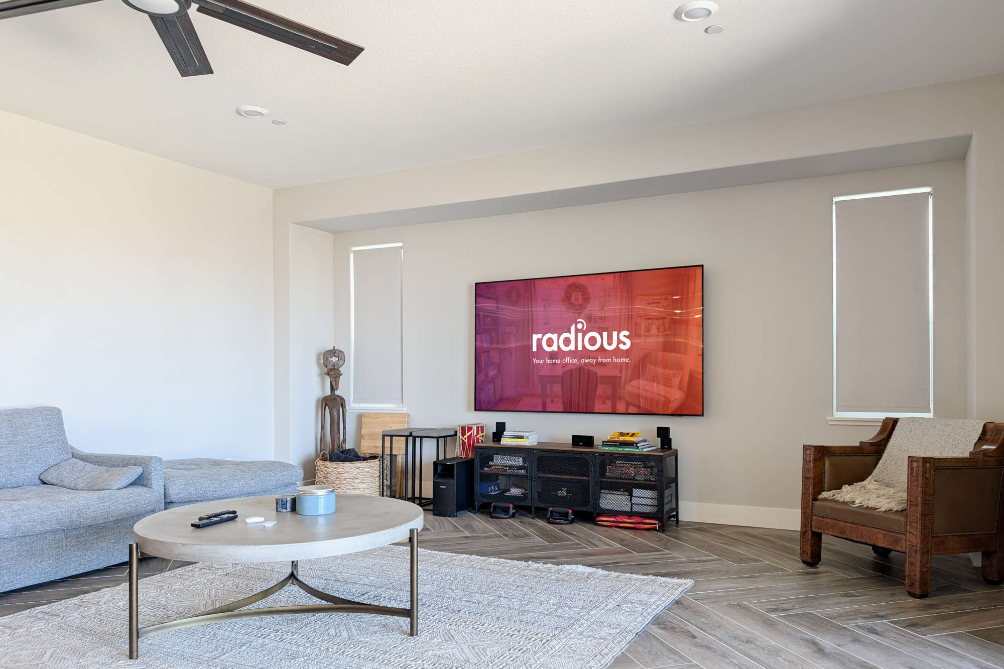 thumbnail view of a listing photo