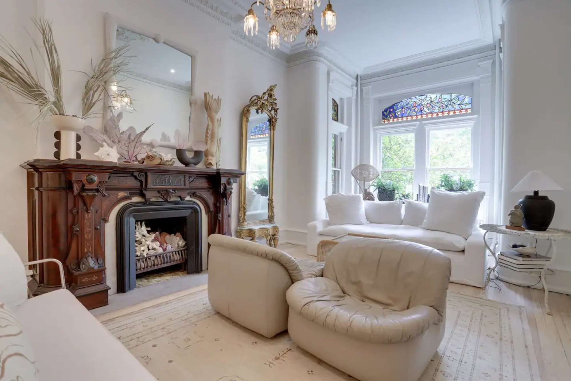 thumbnail view of a listing photo