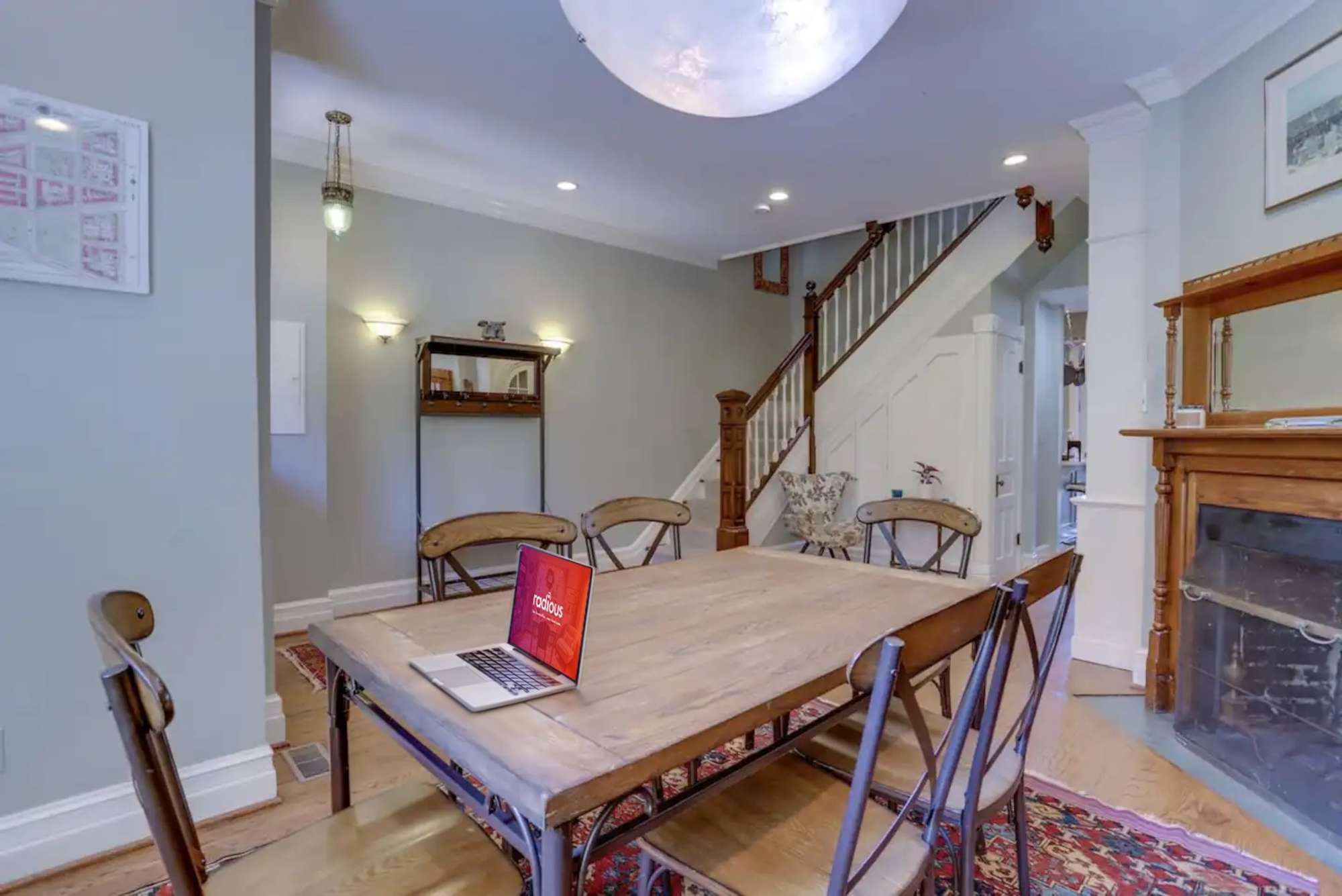 thumbnail view of a listing photo