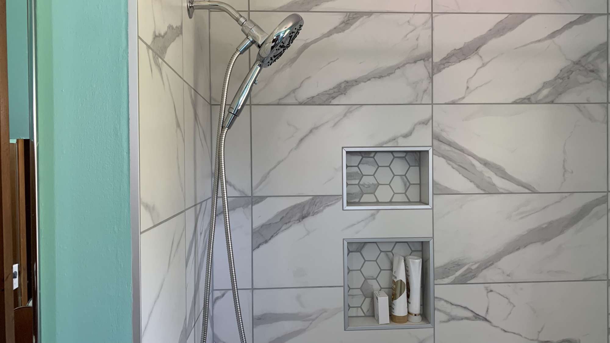 thumbnail view of a listing photo