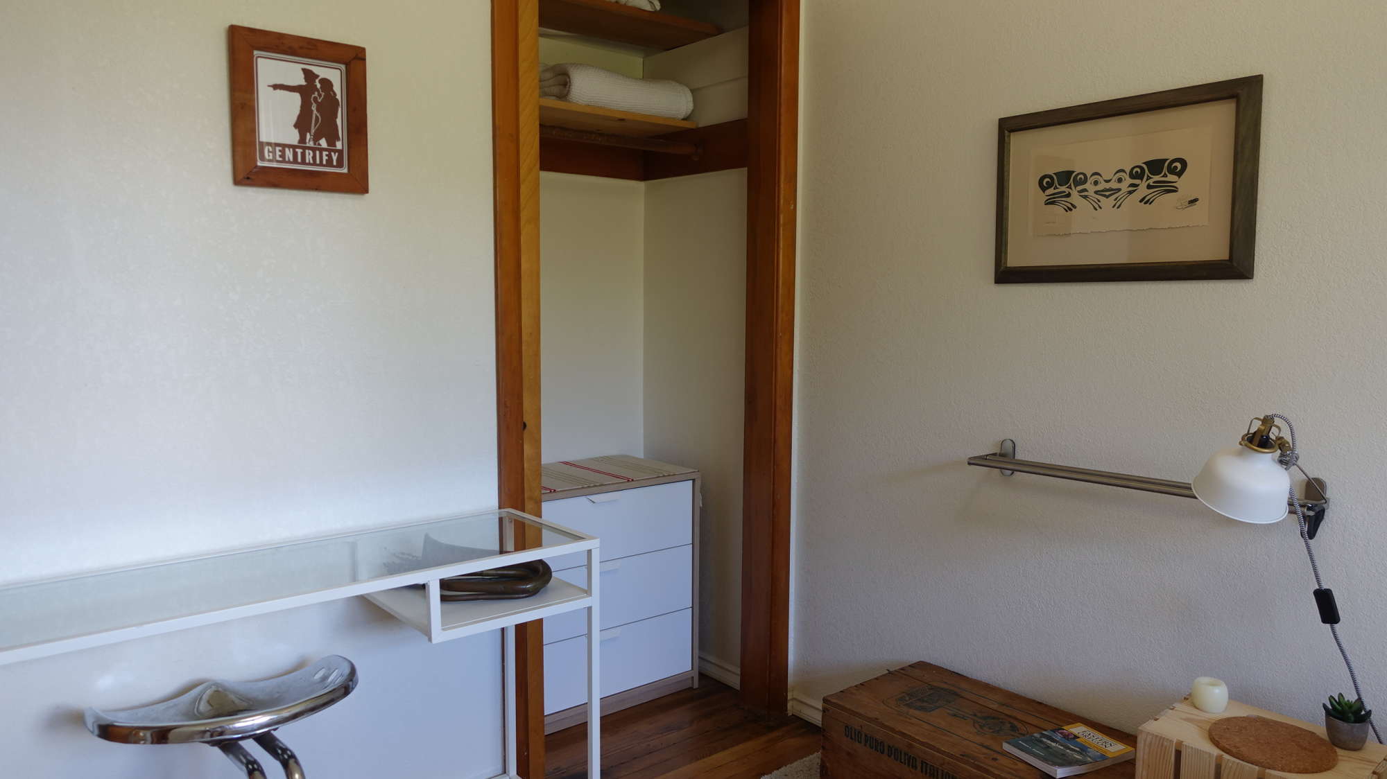 thumbnail view of a listing photo