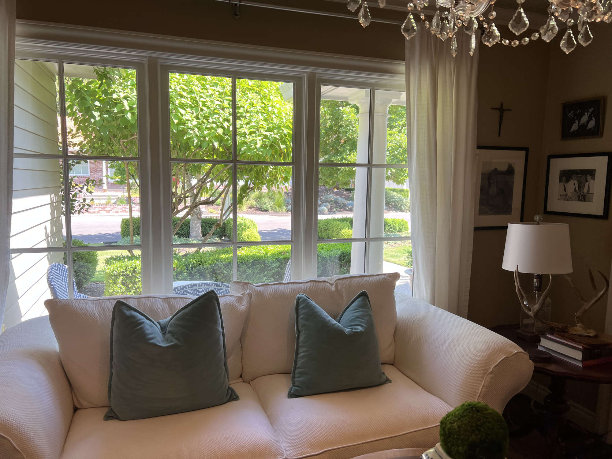 thumbnail view of a listing photo