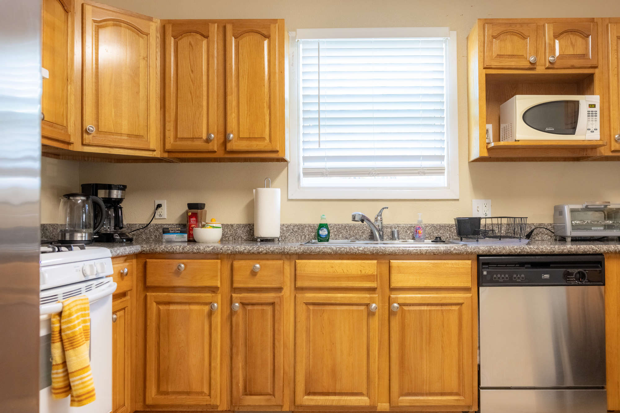 thumbnail view of a listing photo