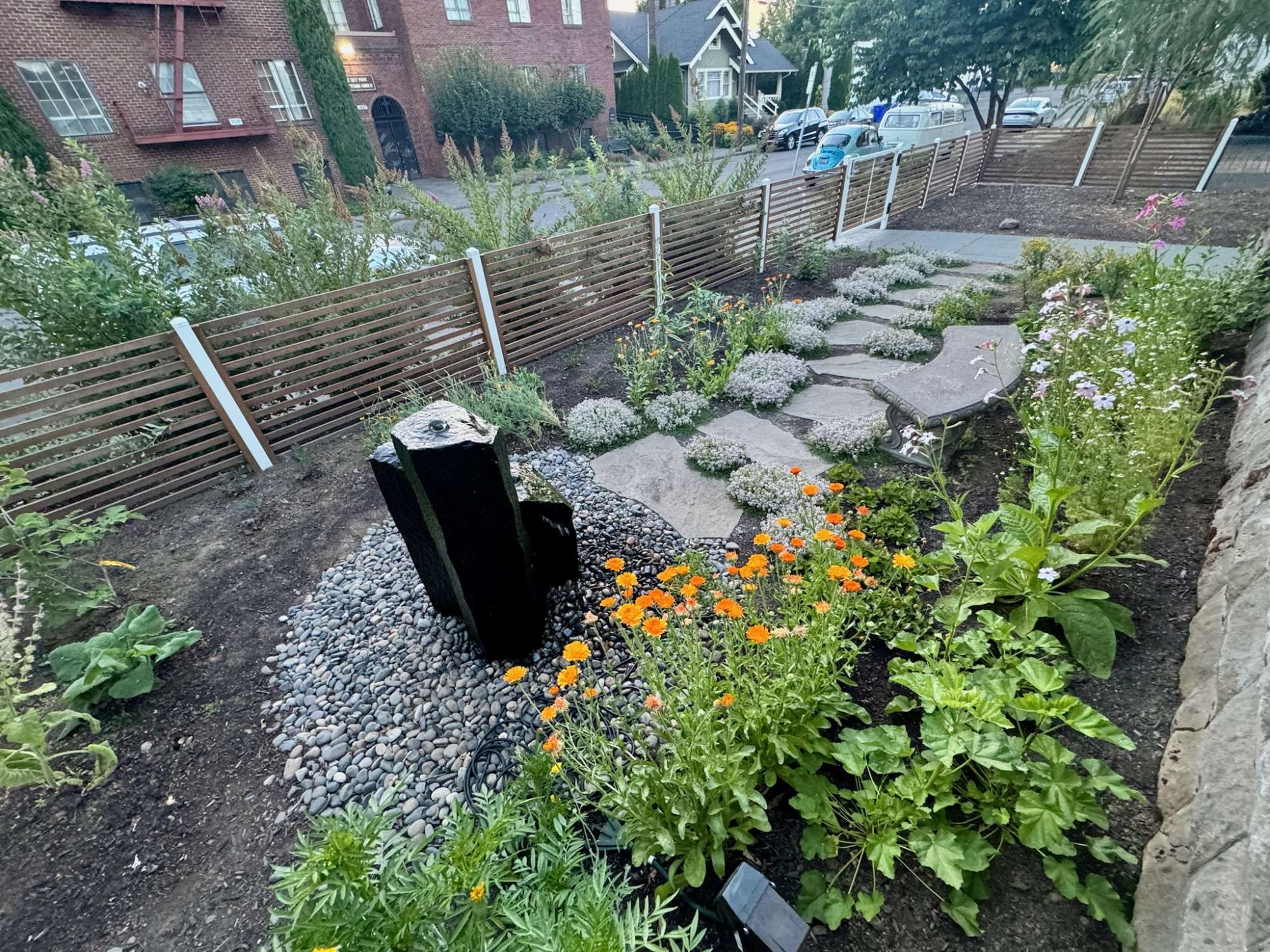 thumbnail view of a listing photo