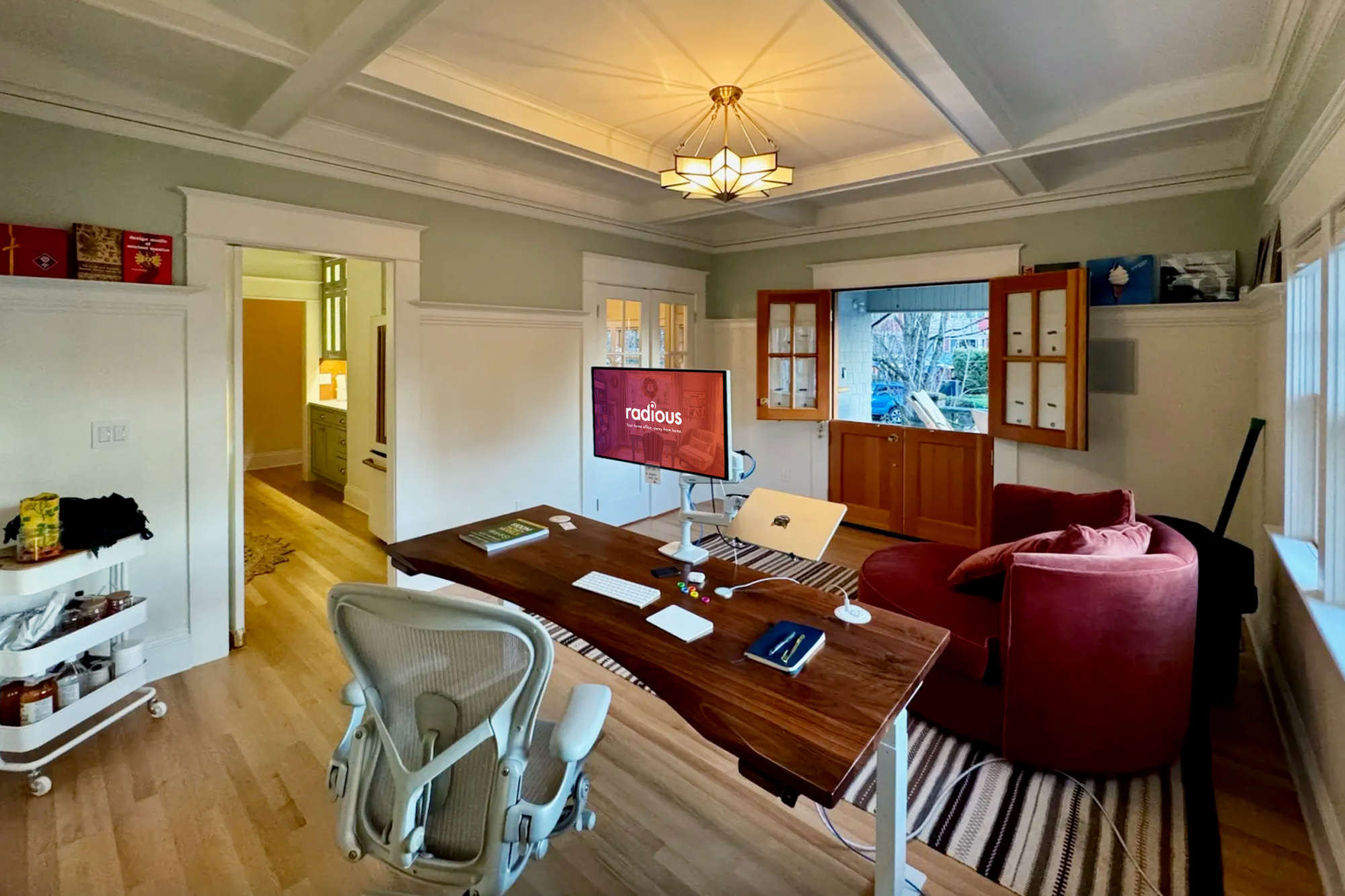 thumbnail view of a listing photo