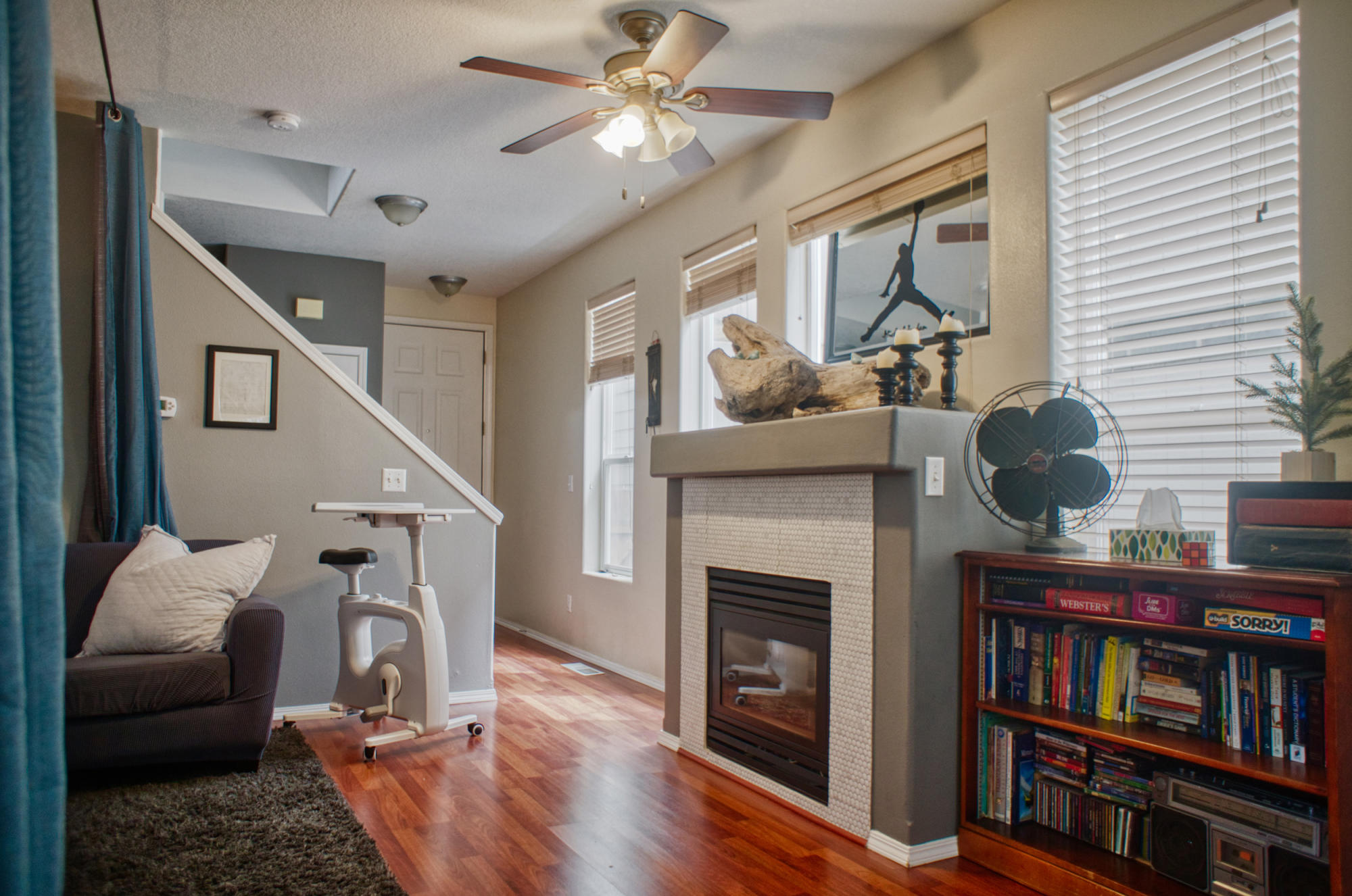 Gas fireplace for ambiance on cooler days. 