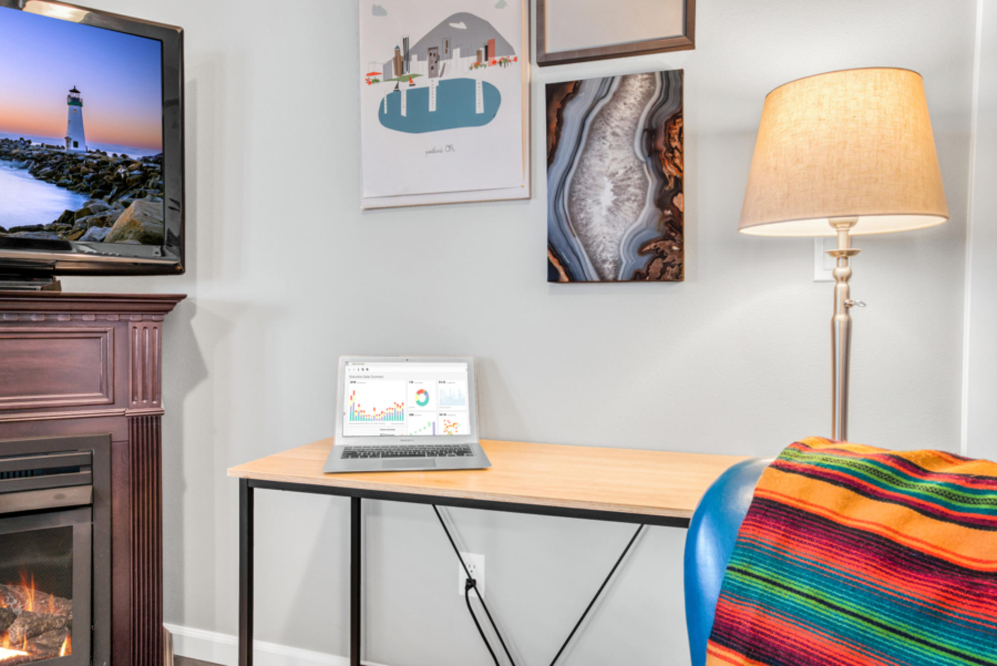 This cozy workstation is close to the HDMI enabled TV for easy presentations.