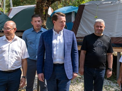 Глава Сочи Алексей Копайгородский встретился с лидерами и активистами молодежных и волонтерских организаций на форумной площадке «Мы — опора Родины»