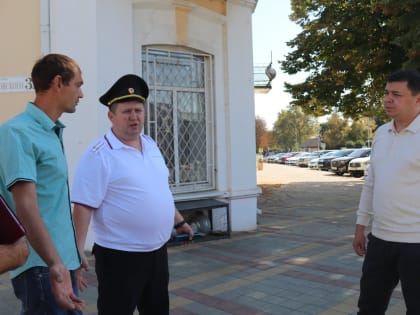 Глава города Дмитрий Смирнов встретился