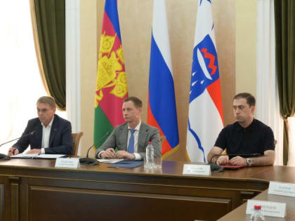 В Городском Собрании Сочи прошло обсуждение проекта Правил землепользования и застройки, в котором принял участие и.о. главы Сочи Андрей Прошунин