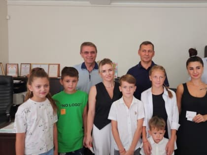 Социальная защита в Лазаревском районе: новые инициативы и программы