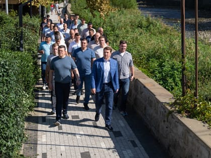 Мэр Сочи Алексей Копайгородский провел утренний обход в Хостинском районе